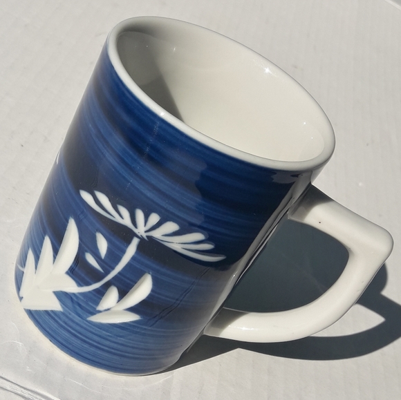 Teacup Blue 3 dimensional Design Flower Tree or mushroom Japan - Picture 4 of 9